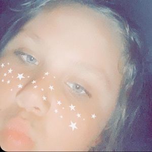 Meet your Posher, Carley